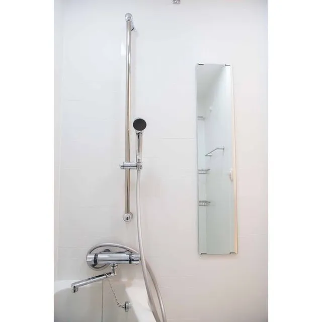 Comforia Kinshicho DEUX - Interior - ["Shower panel", "Shower", "Plumbing fixture"]