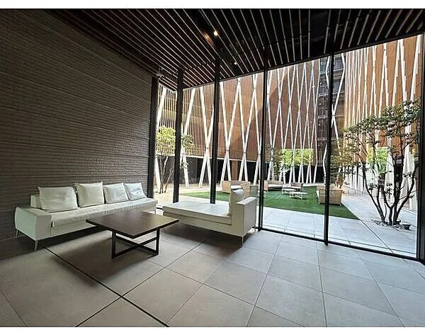 Garden Hills Yotsuya Guest Forest - Exterior - ["Plant", "Rectangle", "Shade"]