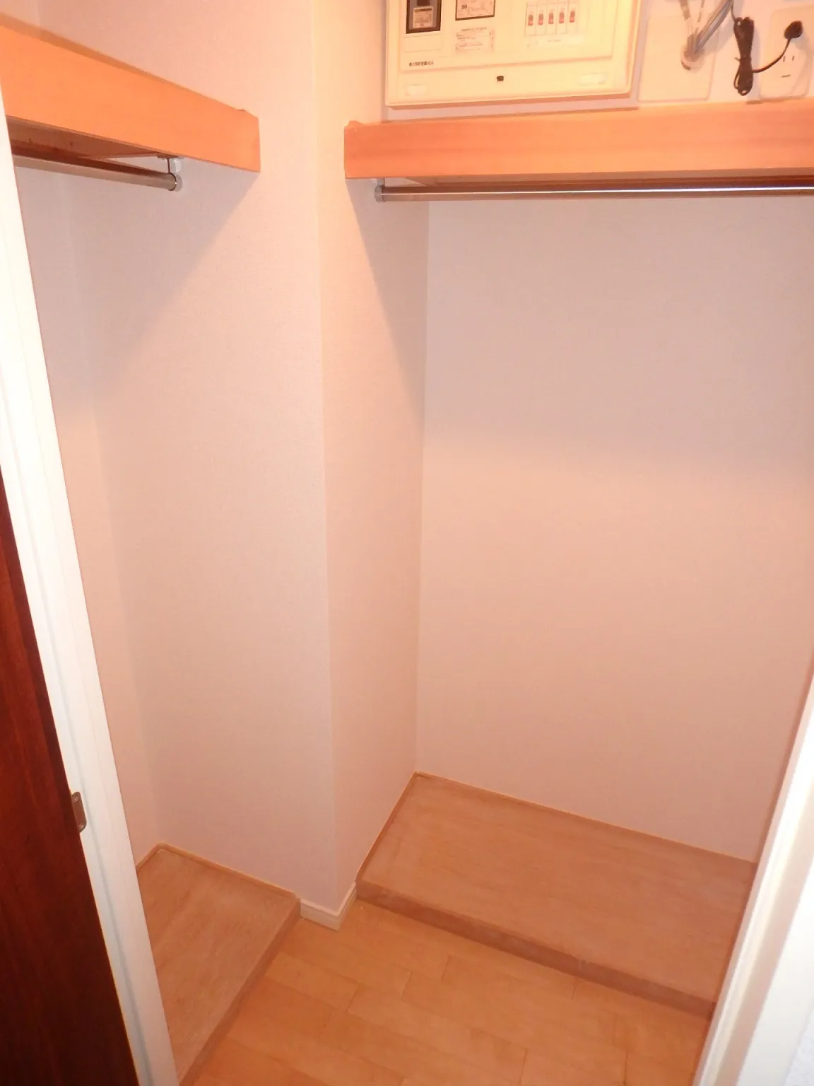 Esty Maison Kinshicho II - Interior - ["Wood", "Floor", "Material property"]