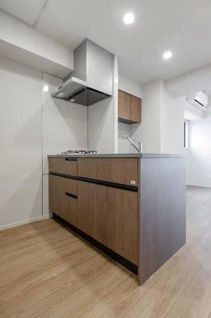 Urban Core Hatanodai - Interior - ["Flooring", "Countertop", "Kitchen"]