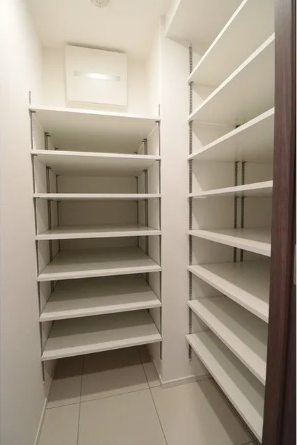 Wellith Urban Nakano Sakaue - Interior - ["Shelf", "Furniture", "Cabinetry"]