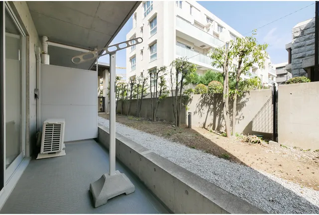 Prime Urban Meguro Gakugei Daigaku - Interior - ["Urban design", "Composite material", "Apartment"]