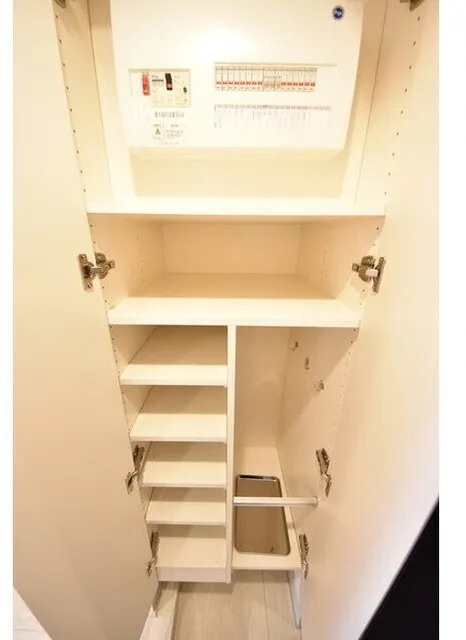 343 Residence Shinagawa (Open Residence) - Interior - ["Wood", "Household hardware", "Design"]