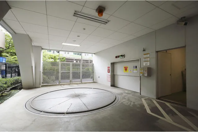 Comforia Mita East - Other - ["Daylighting", "Tile Flooring", "Transparency"]