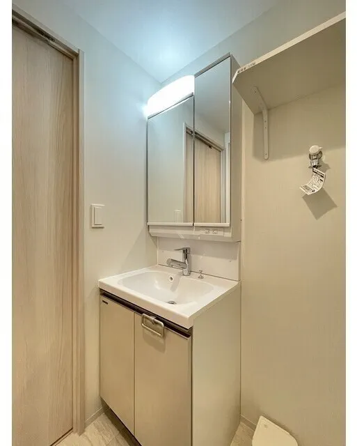 Comforia Liv Minamisunamachi East - Interior - ["Flooring", "Floor", "Interior design"]