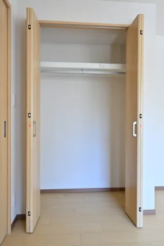 CENTRAL GARDEN RESIDENCE TOKYO - Interior - ["Wood", "Flooring", "Floor"]