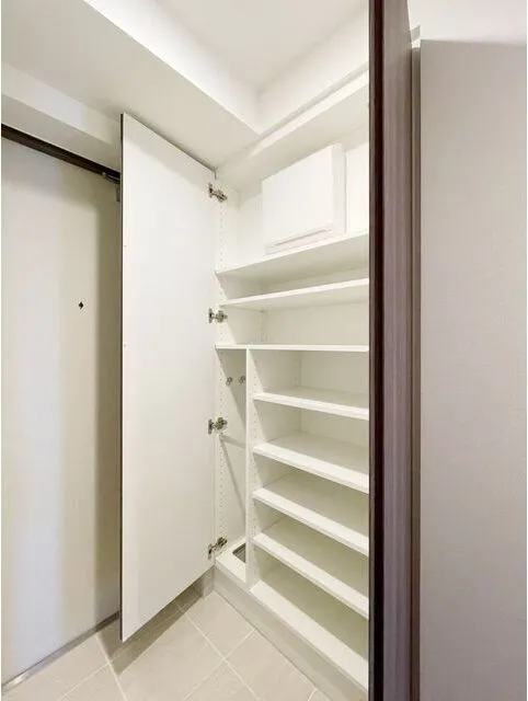 Comforia Live Shimura 3-Chome - Interior - ["Fixture", "Wood", "Composite material"]