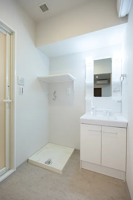 Stellar Terrace - Interior - ["Flooring", "Floor", "Plumbing fixture"]
