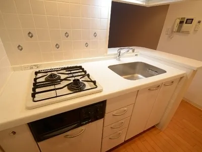 Milroom Minami Aoyama - Interior - ["Cabinetry", "Tap", "Sink"]