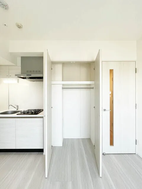 Orchid Residence Nishioi - Interior - ["Flooring", "Wood", "Floor"]