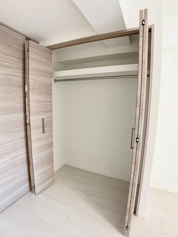 Gran Casa Sumiyoshi - Interior - ["Wood", "Flooring", "Floor"]