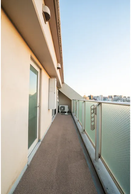Orchid Residence Shinagawa - Interior - ["Balcony", "Handrail", "Hardwood"]