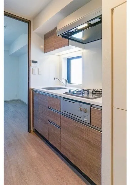 Due Kameido - Interior - ["Apartment", "Wood flooring", "Kitchen"]