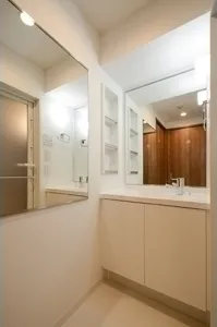 Roppongi View Tower - Interior - ["Property", "Room", "Ceiling"]
