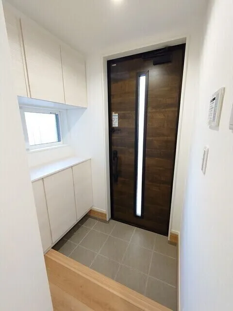 Kolet Hatagaya#04 - Interior - ["Building", "Fixture", "Door"]