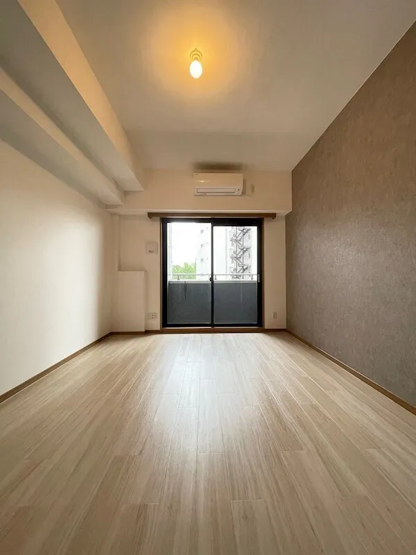 Residia Ueno Ikenohata - Interior - ["Flooring", "Floor", "Wood"]