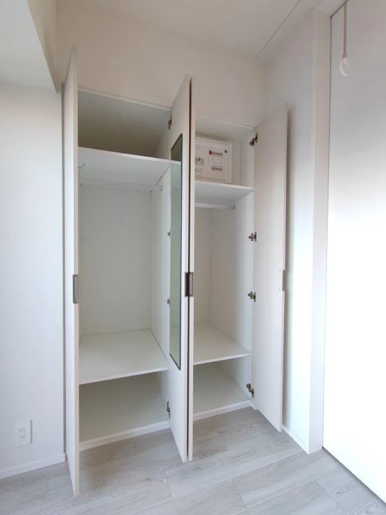 Cross Residence Takadanobaba - Interior - ["Furniture", "Building", "Shelving"]
