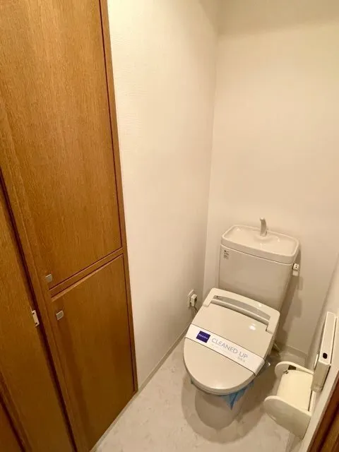 Residia Ueno Ikenohata - Interior - ["Building", "Toilet seat", "Fixture"]