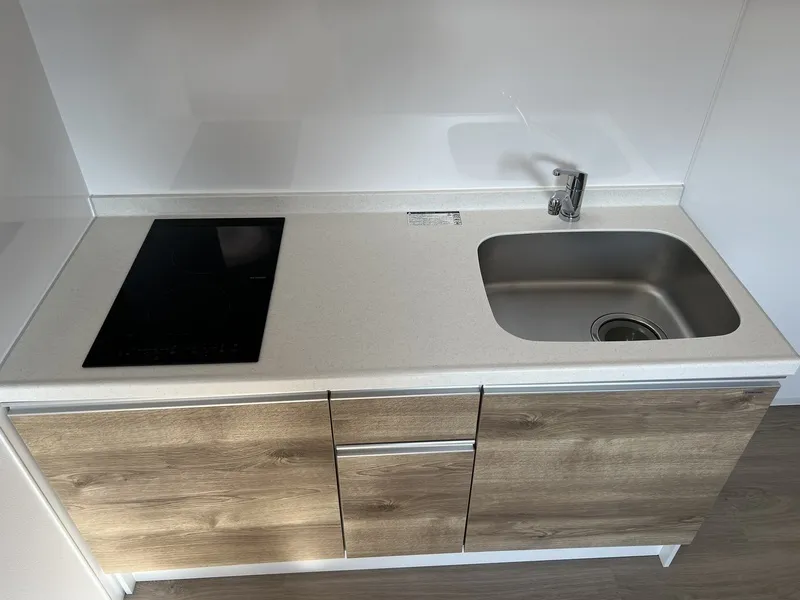ALATO Morishita II - Interior - ["Flooring", "Plumbing fixture", "Sink"]