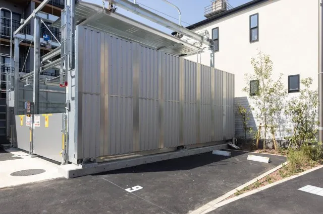 RESIDENCE KOENJI  - Other - ["Composite material", "Metal", "Shipping container"]