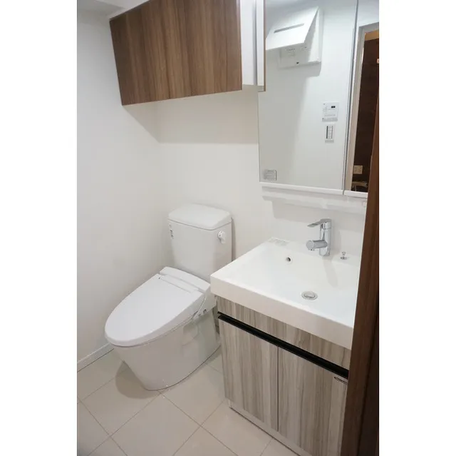 Shell Shinagawa Togoshi - Interior - ["Bathroom sink", "Sink", "Tap"]