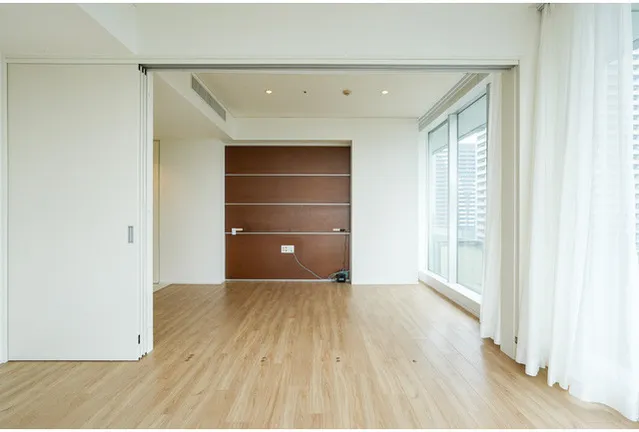 Frontier Residence The Tower Shinagawa - Interior - ["Wood flooring", "Flooring", "Floor"]