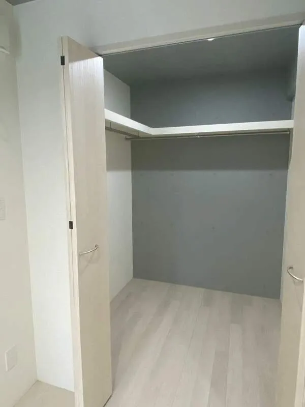 Aglaia Meguro Chuo (formerly Criola Mode Gakugei Daigaku I) - Interior - ["Wood", "Flooring", "Floor"]