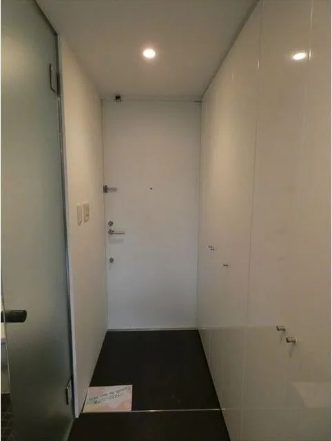 Ipse Gakugei Daigaku - Interior - ["Flooring", "Floor", "Grey"]