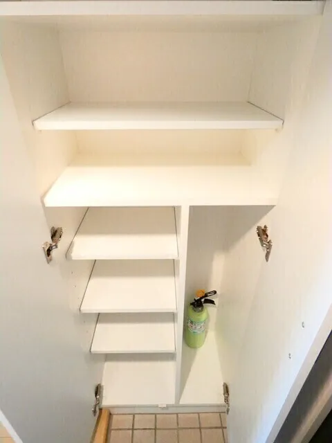 SQUARE Shibuya - Interior - ["Furniture", "Shelf", "Shelving"]