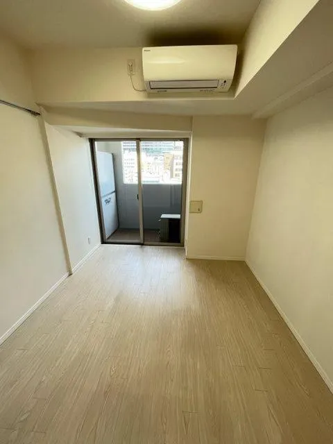 Residia Toranomon - Interior - ["Building", "Fixture", "Wood"]
