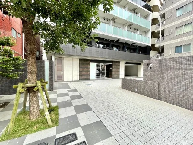 Residia Kamata V - Exterior - ["Plant", "Building", "Property"]