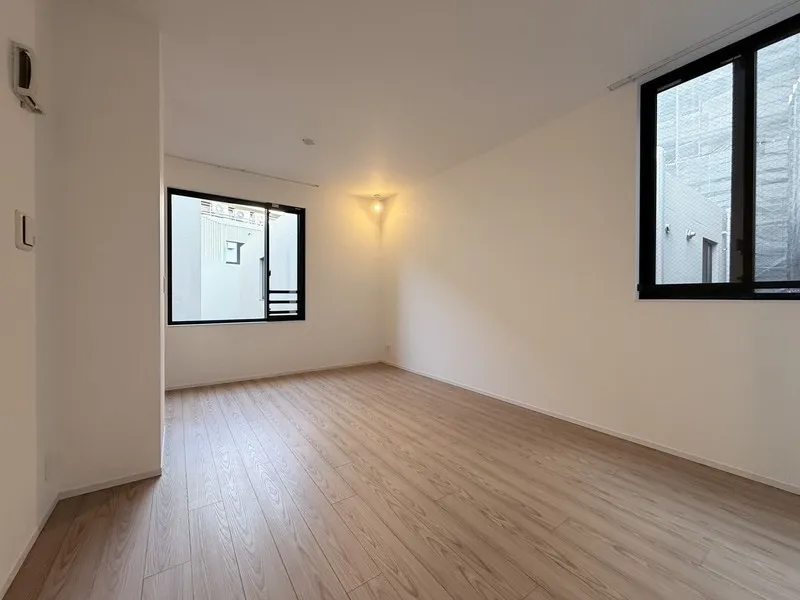 Pollast Yoyogi - Interior - ["Flooring", "Floor", "Wood flooring"]
