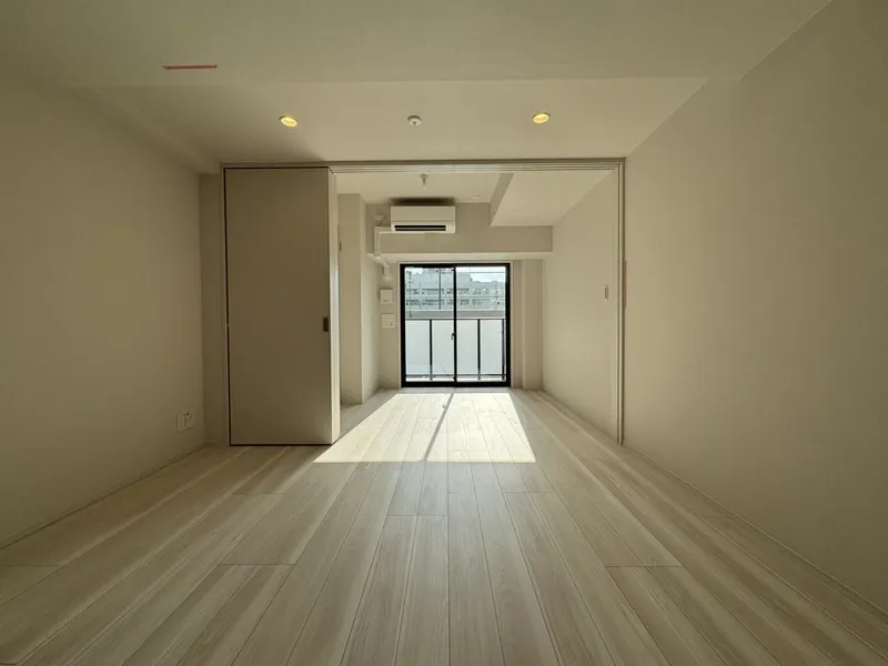 Lumiec Kinshicho - Interior - ["Flooring", "Floor", "Ceiling"]