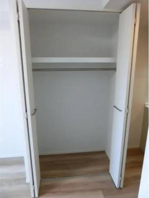 Urbanex Akihabara East II - Interior - ["Furniture", "Shelf", "Room"]