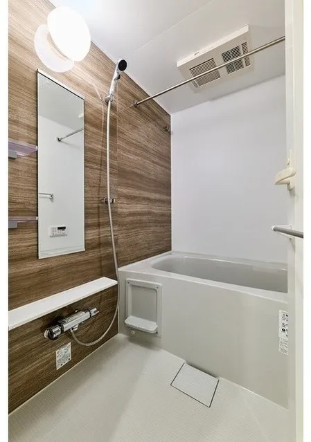 Due Oku - Interior - ["Flooring", "Plumbing fixture", "Interior design"]