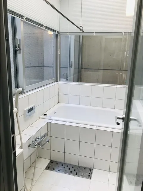 Motosumiyoshi Art Flats - Interior - ["Plumbing fixture", "Bathroom", "Plumbing"]