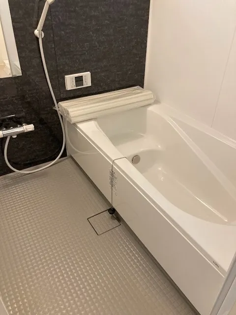 Duo Minamidai B - Interior - ["Flooring", "Floor", "Plumbing fixture"]