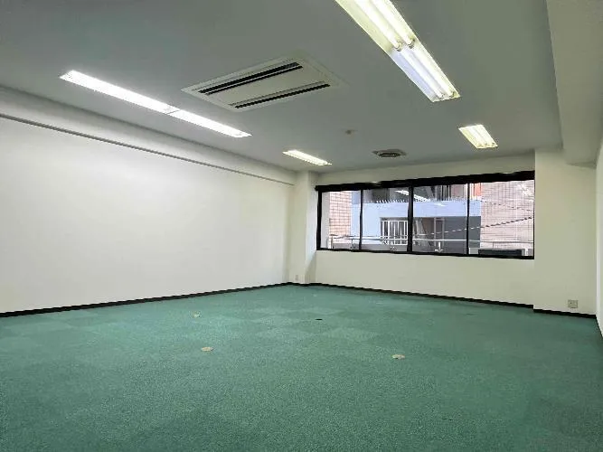 Stoke Building Takashima Room 201