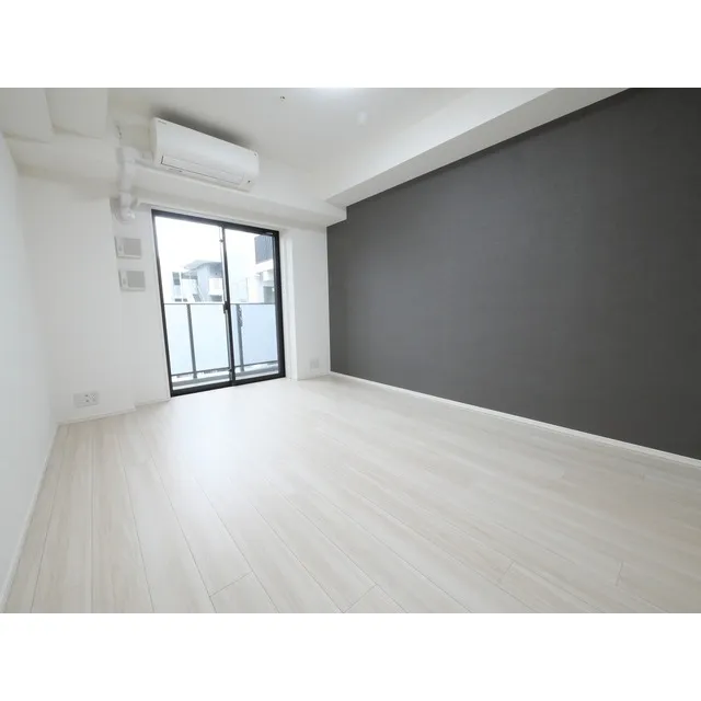 Comforia Akihabara East - Interior - ["Property", "Window", "Building"]