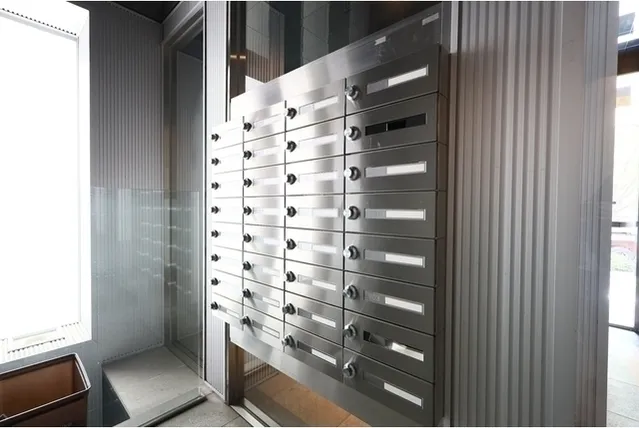 BPR Residence Yoyogi - Exterior - ["Grey", "Glass", "Ceiling"]