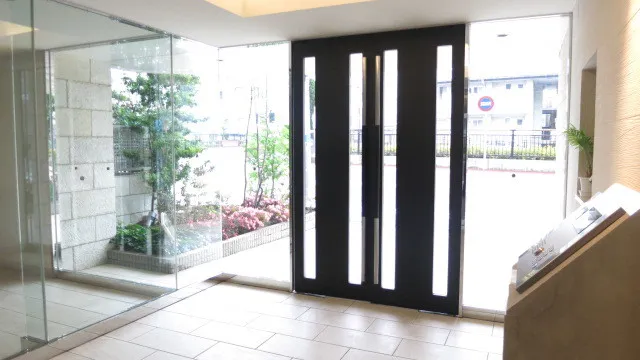 CASSIA Oshiage - Exterior - ["Plant", "Window", "Fixture"]