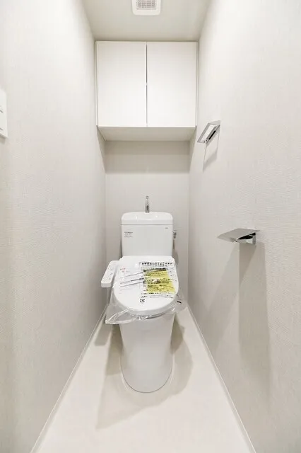 Prime Bliss Shinagawa Nakanobu - Interior - ["Toilet seat", "Flooring", "Plumbing fixture"]