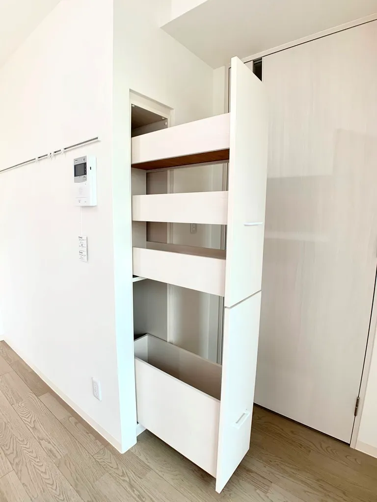 Primal Tsukishima - Interior - ["Cabinetry", "Shelf", "Wood"]