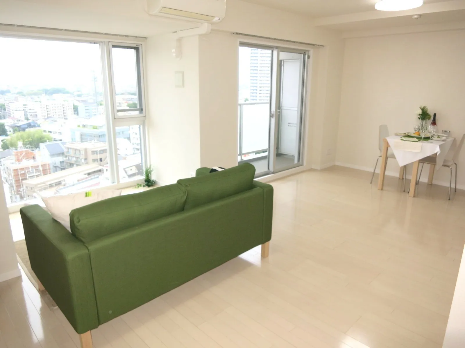 Will Terrace Chitose Karasuyama - Interior - ["Property", "Couch", "Furniture"]