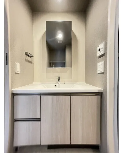 Wellis Urban Sumiyoshi East - Interior - ["Flooring", "Floor", "Interior design"]