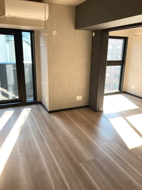 HIROO VILLAGE - Interior - ["Building", "Fixture", "Wood"]