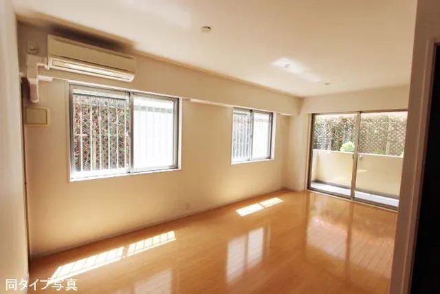 Comforia Himonya - Interior - ["Window", "Property", "Fixture"]