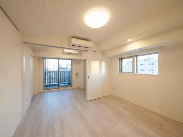Brillia Ist Asakusa - Interior - ["Flooring", "Floor", "Interior design"]