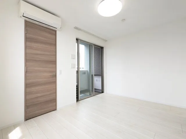Tasukiri Shes Oshiage - Interior - ["Flooring", "Floor", "Wood"]