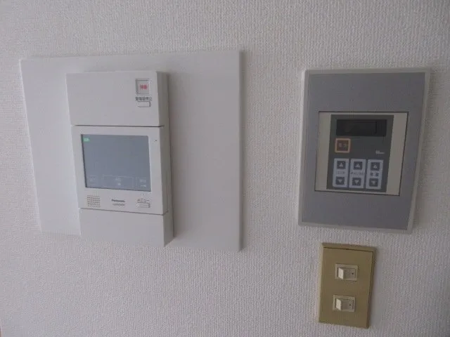 Cosmo Chihaya-Cho - Interior - ["Technology", "Machine", "Electronics"]